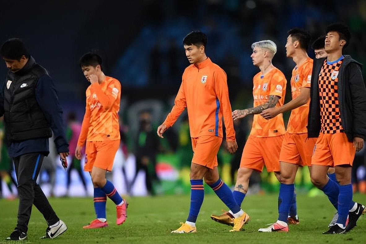 在线娱乐-喜讯！鲁能久违的锋霸刚回到俱乐部就爆发，热身赛破门表现不俗